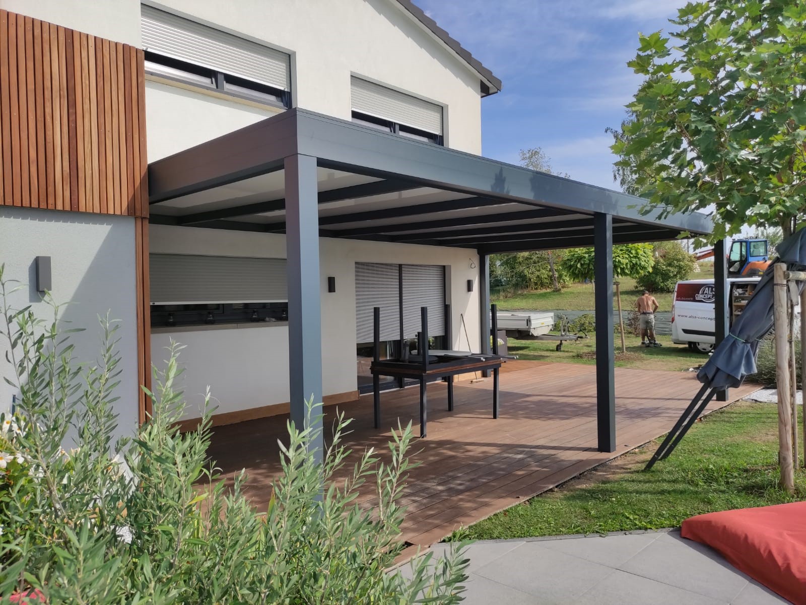 Pergola en métal à Sarre-Union